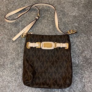 Michael kors never used crossbody bag